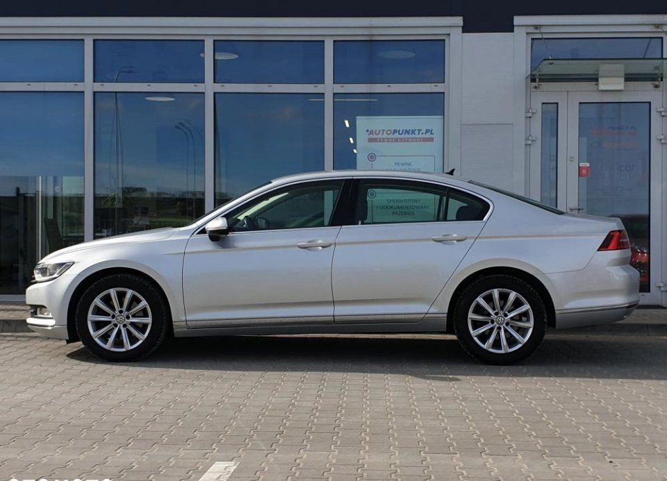 Volkswagen Passat cena 84900 przebieg: 131770, rok produkcji 2018 z Dębno małe 277